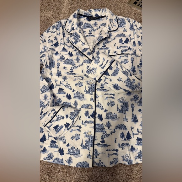 Vineyard Vines Blue and White Scenic Pajama Set - Picture 2 of 2